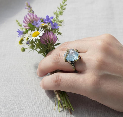 925 Sterling Silver Aquamarine Ring, close-up detail