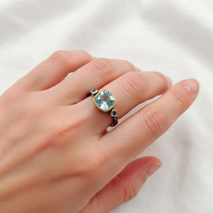 925 Sterling Silver Aquamarine Ring, close-up detail