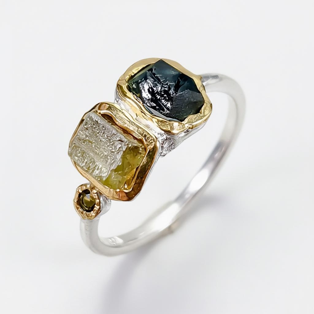 925 Sterling Silver Green Sapphire Ring, setting detail
