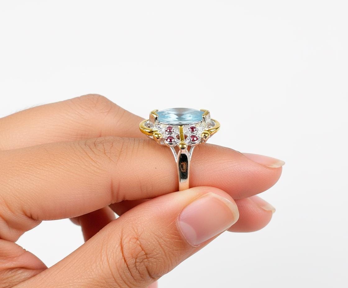 925 Sterling Silver Aquamarine Ring, close-up detail