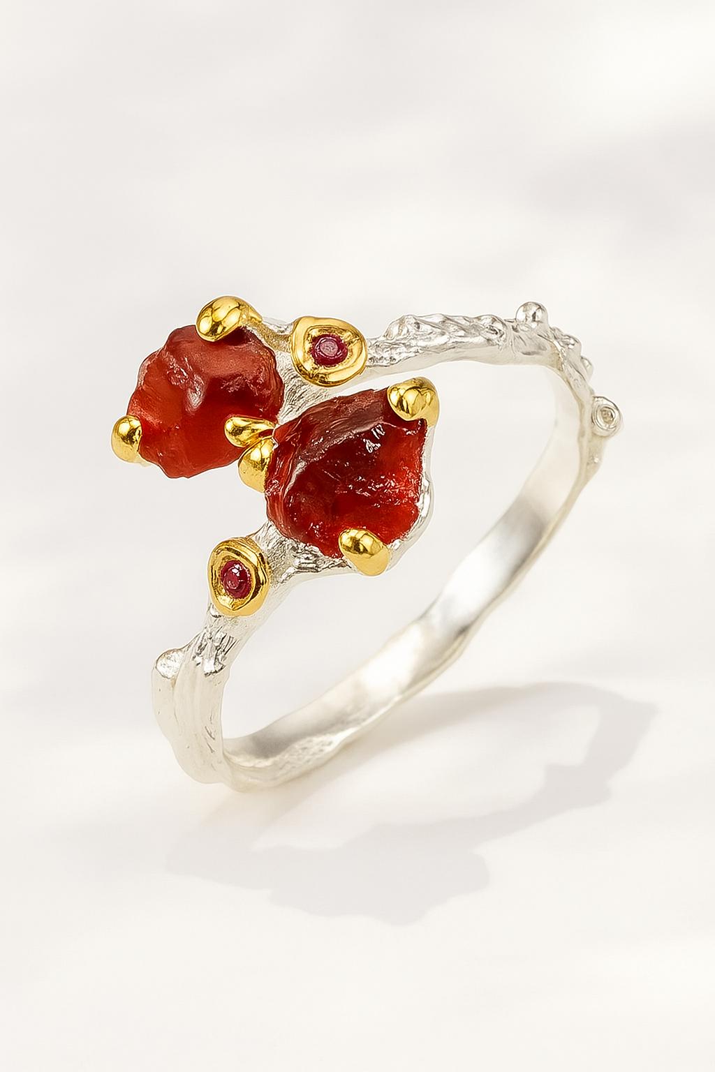925 Sterling Silver Red Spinel Ring, setting detail