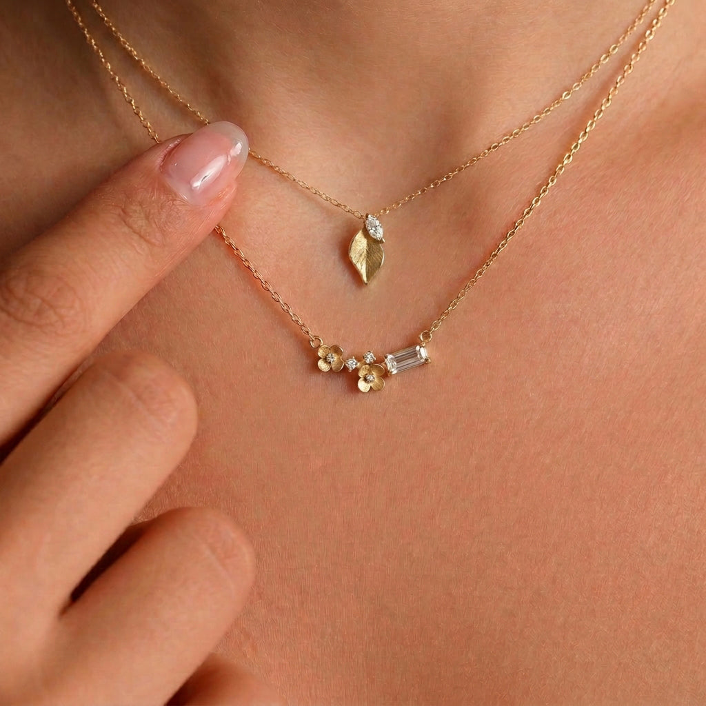 14K Gold Diamond Flowers Necklace
