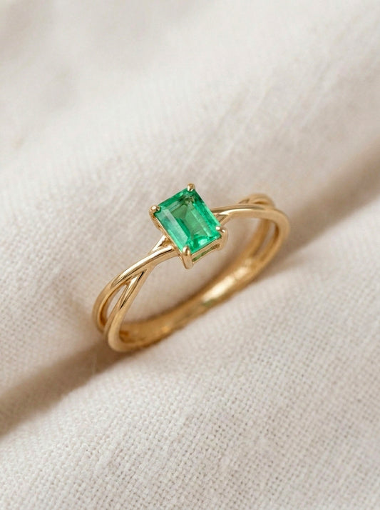 14K Gold Natural Emerald Ring