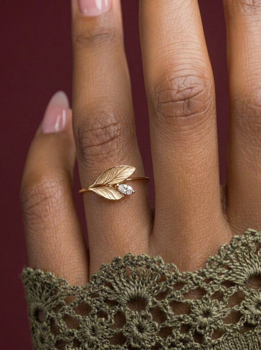 14K Gold Leaves Diamond Ring
