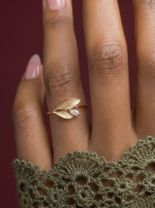 14K Gold Leaves Diamond Ring