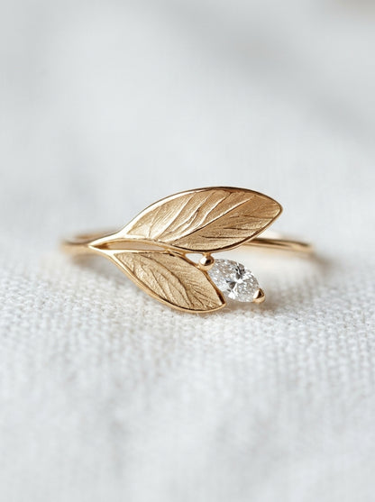 14K Gold Leaves Diamond Ring