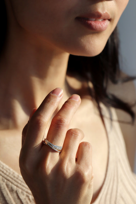 14K Gold Natural Diamond Criss Cross X Ring