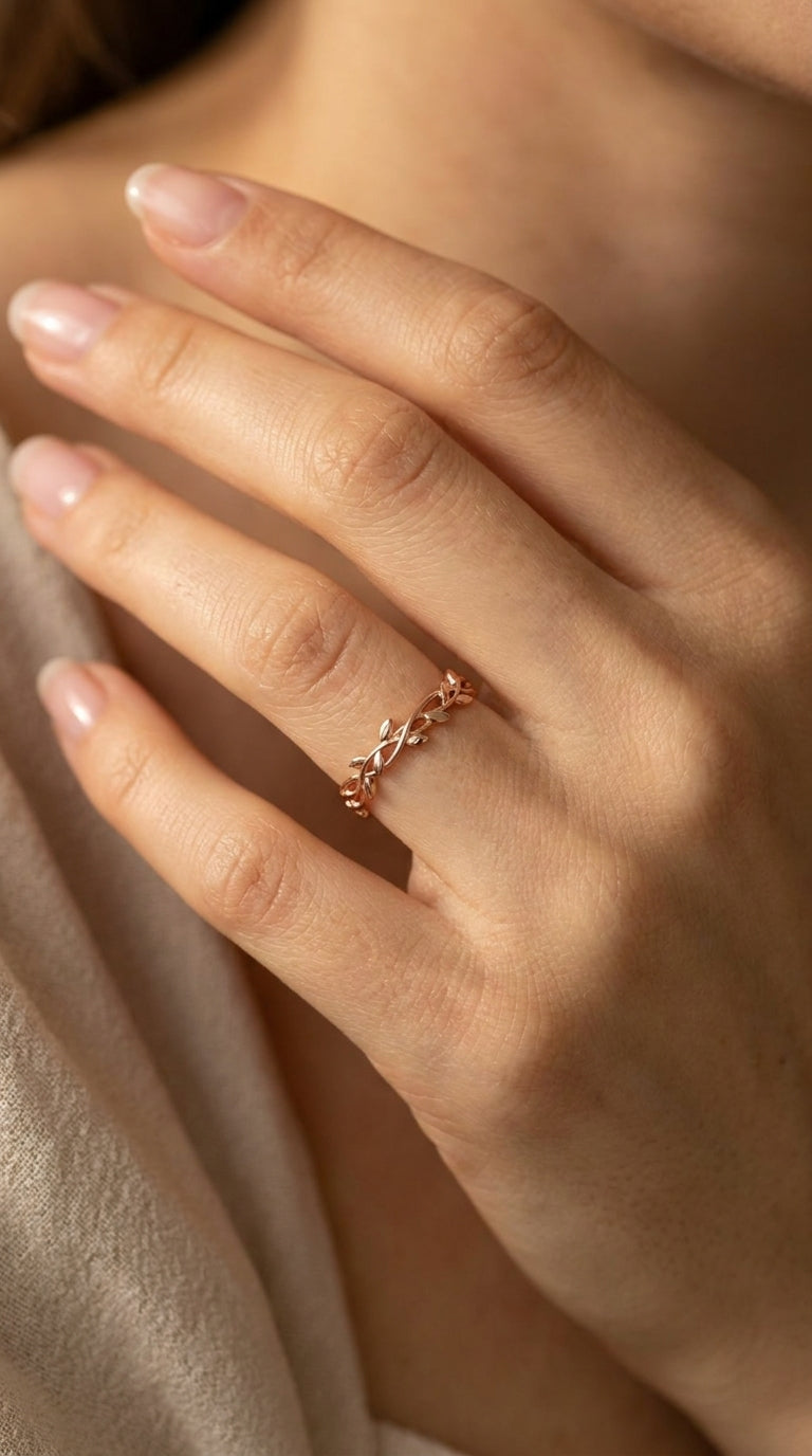14K Gold Vein Romantic Ring