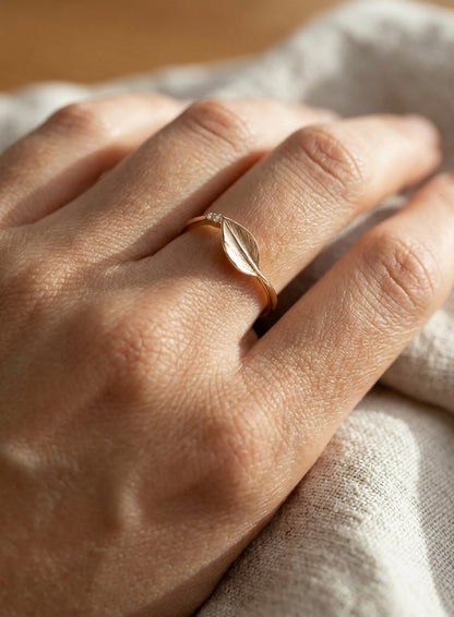 14K Gold Leaf Diamond Ring