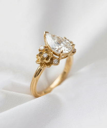 14K Gold Pear Diamond Flower Ring