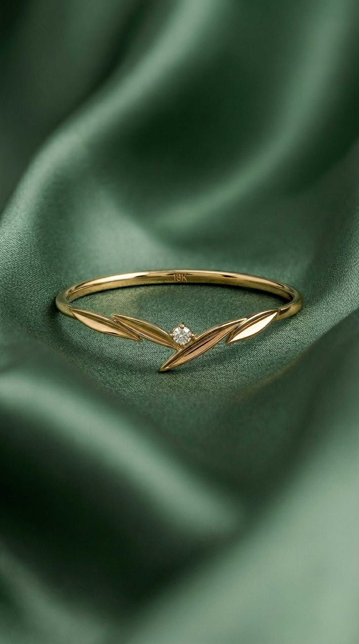 14K Gold Minimalist Leaf Wedding Band