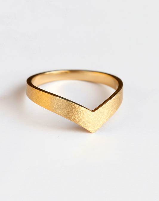 18K solid gold chevron v shape brushed ring