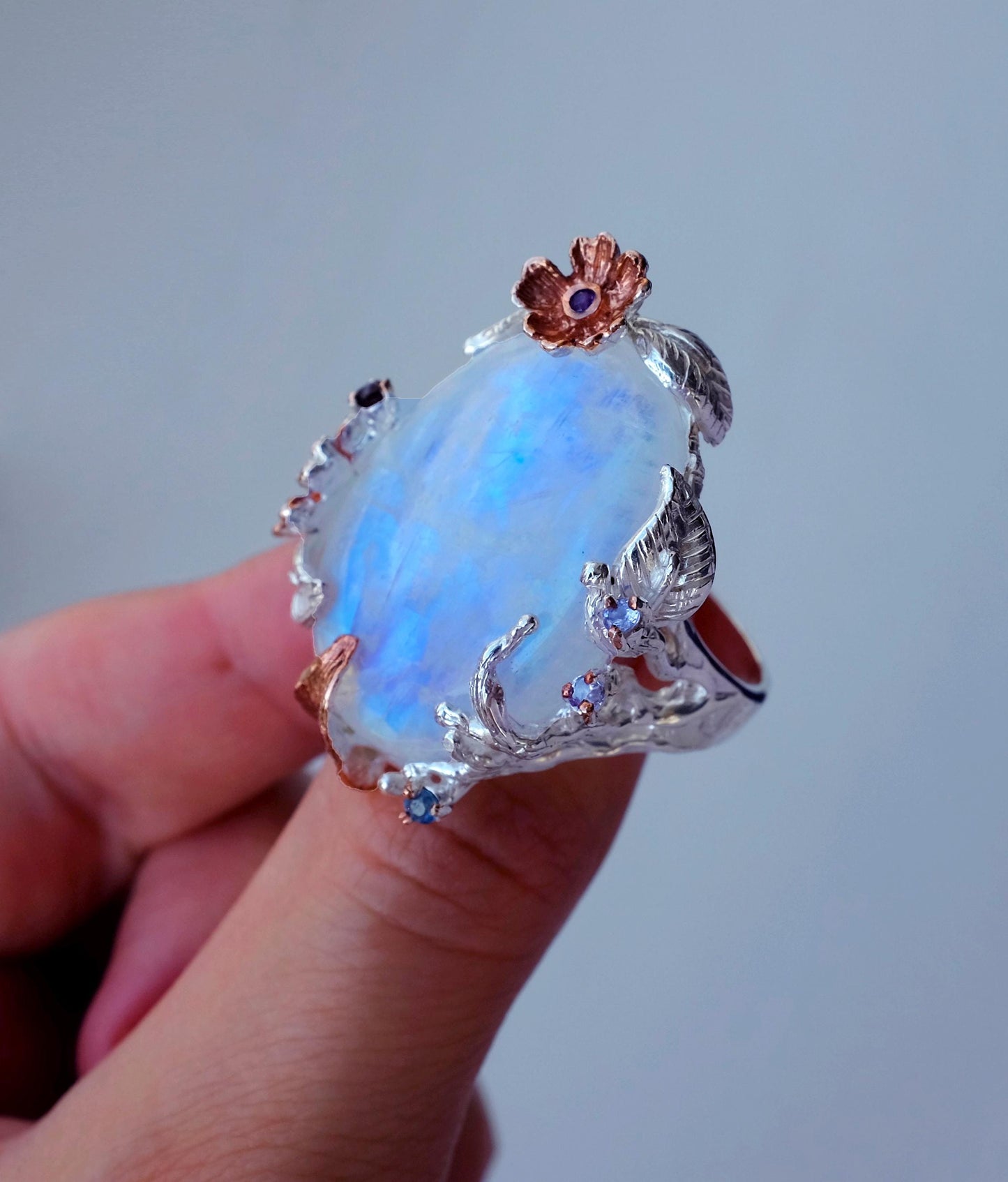 925 Sterling Silver Rainbow Moonstone Flower Ring