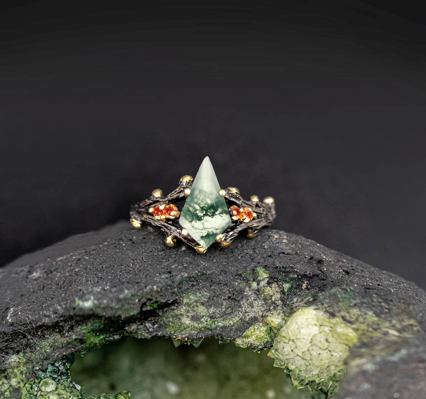 925 Sterling Silver Kite Moss Agate Ring