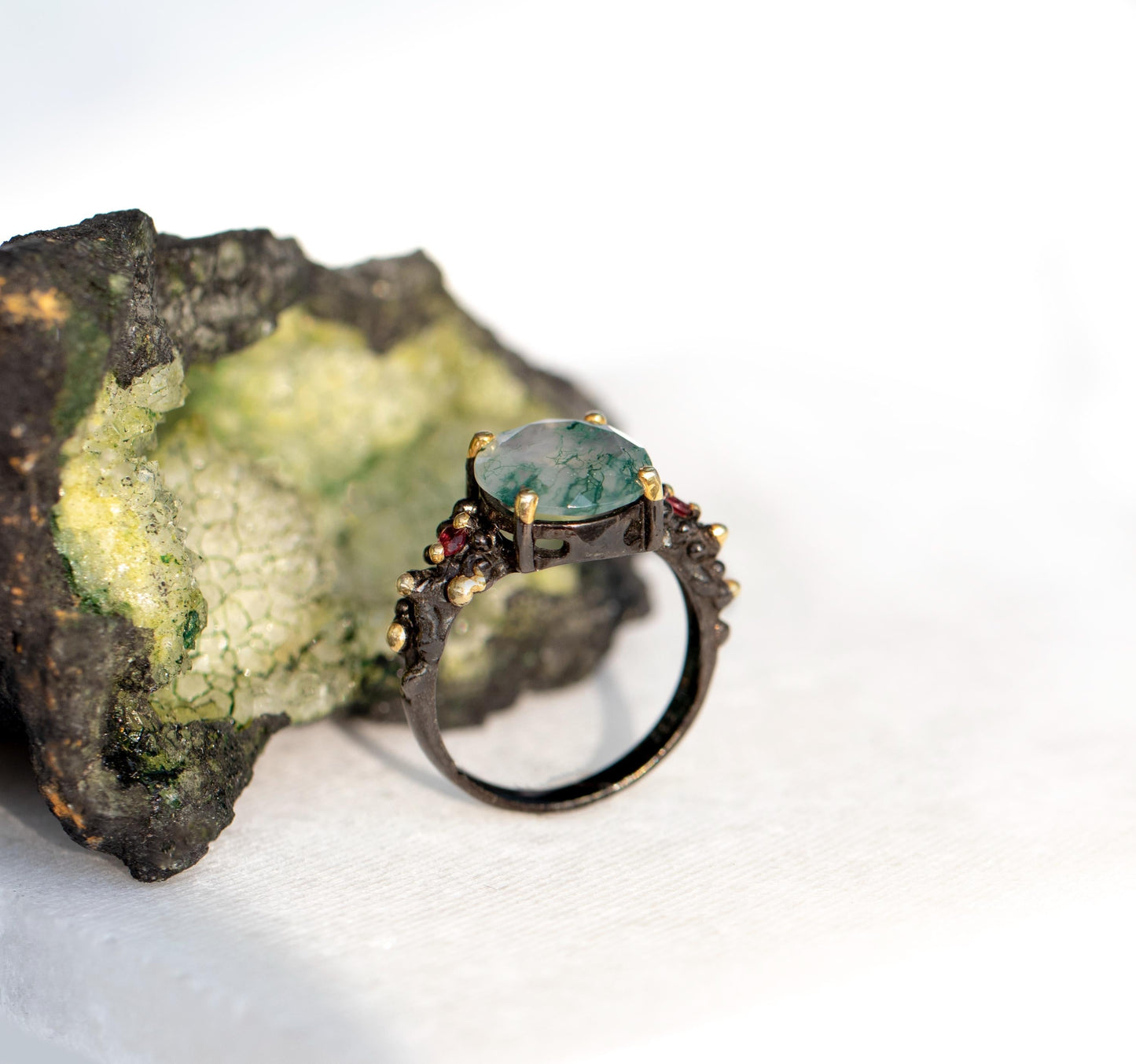 925 Sterling Silver Moss Agate Round Ring