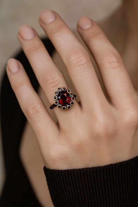 925 Sterling Silver Garnet Halo Ring