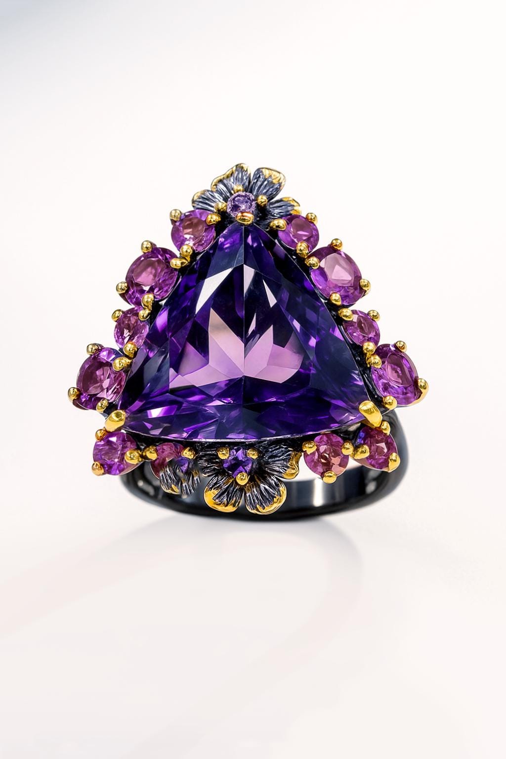 925 Sterling Silver Amethyst Trilliant Cut Nature Ring