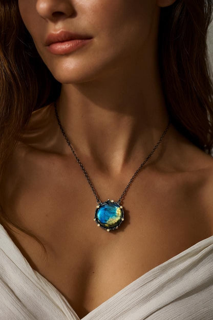925 Sterling Silver Labradorite Round Necklace