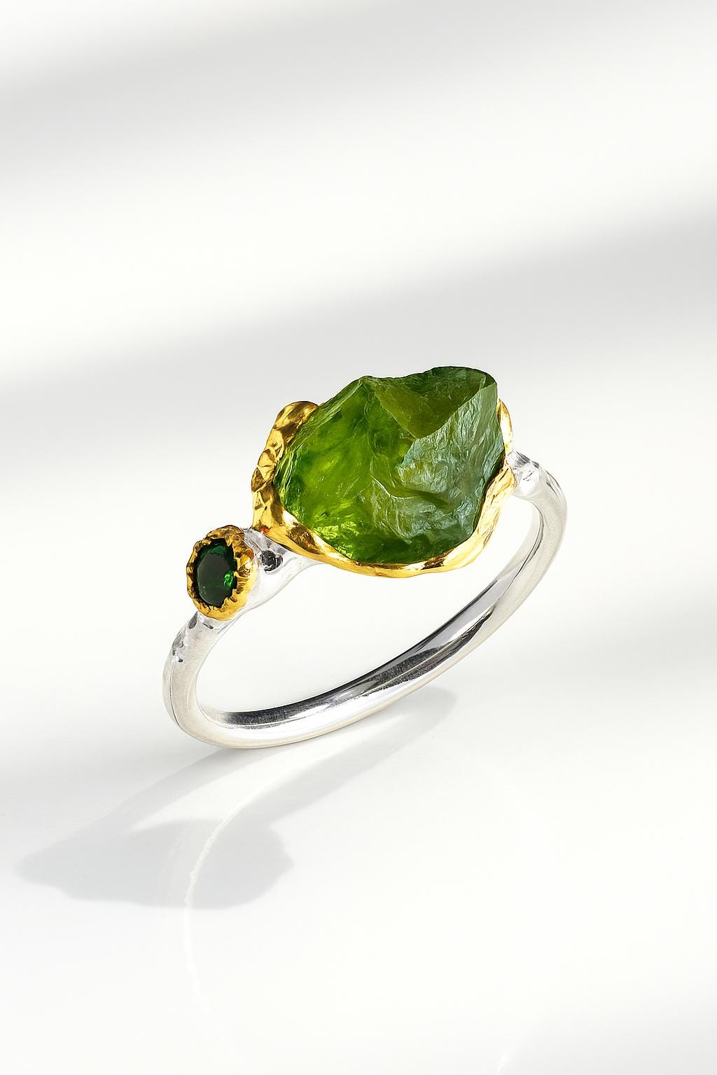 925 sterling silver green peridot dainty ring