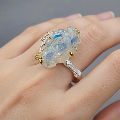925 Sterling Silver Labradorite Flower Ring