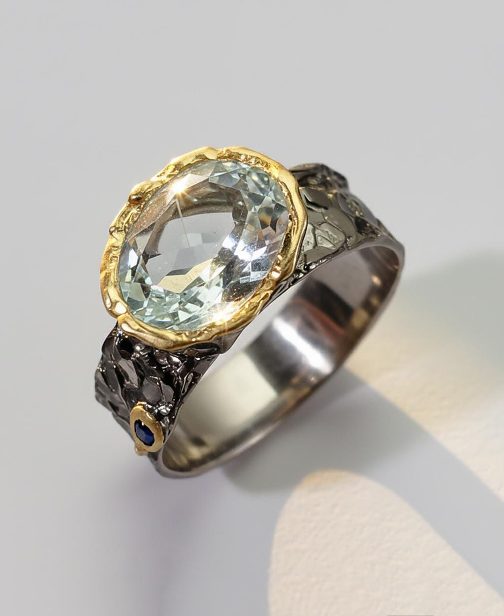 925 Sterling Silver Aquamarine Ring, close-up detail