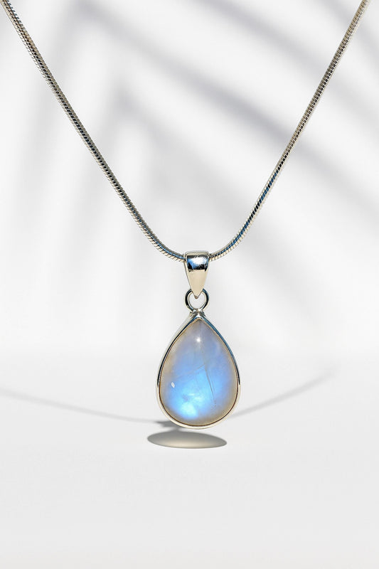 925 Sterling Silver Moonstone Teardrop Necklace