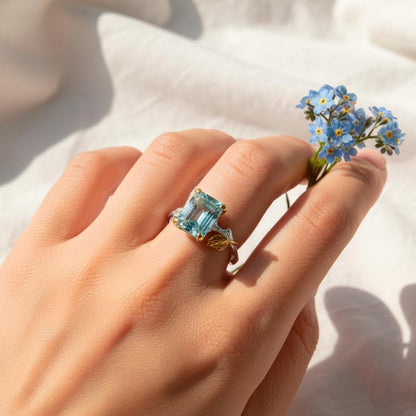 925 Sterling Silver Aquamarine Ring, close-up detail