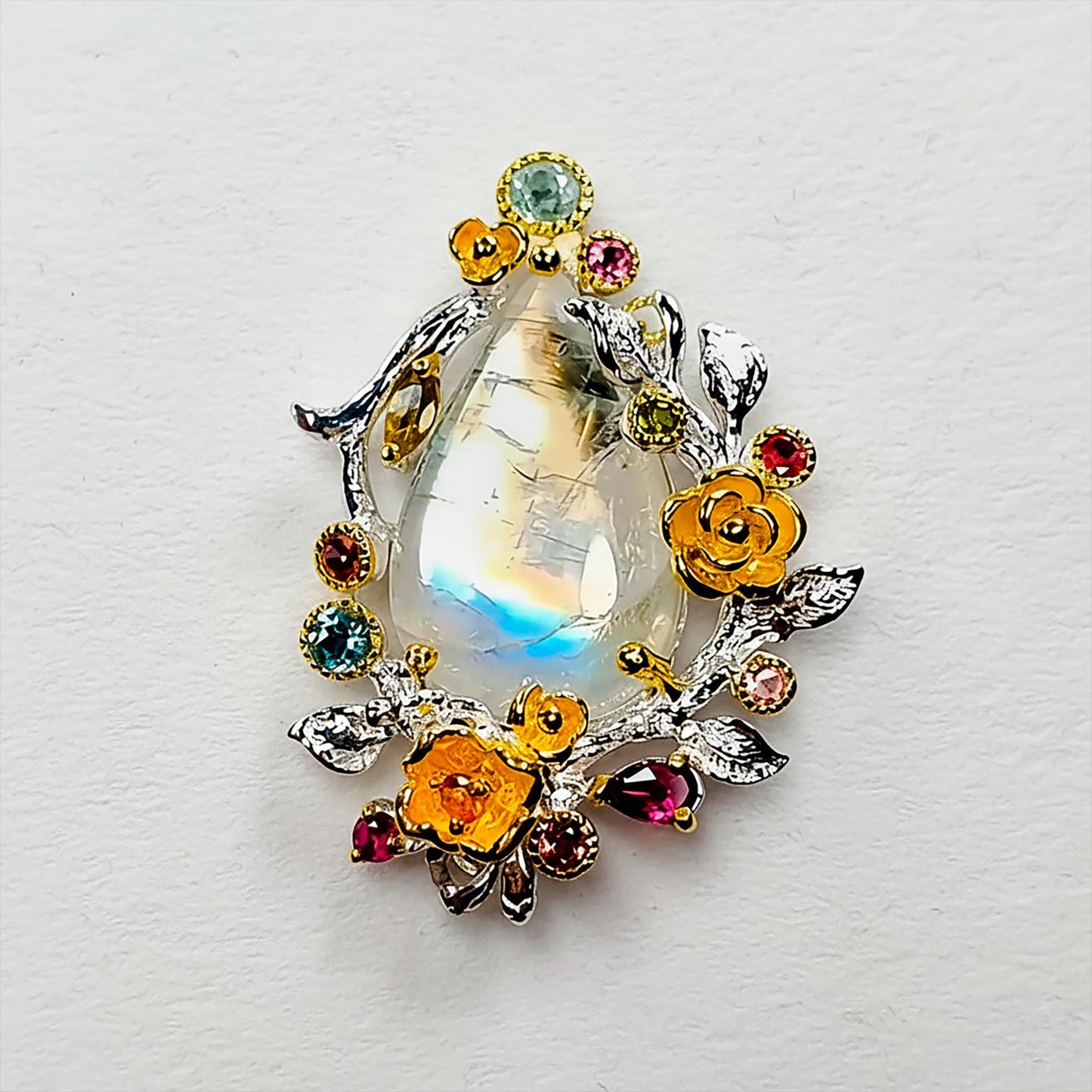 925 Sterling Silver Moonstone Floral Pendant