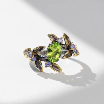 925 Sterling Silver Green Peridot Leaf Ring