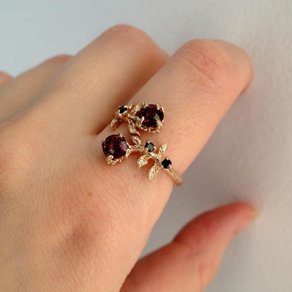 14-18K Solid Gold Garnet Toi et Moi Ring