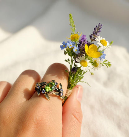 925 Sterling Silver Green Peridot Leaf Ring