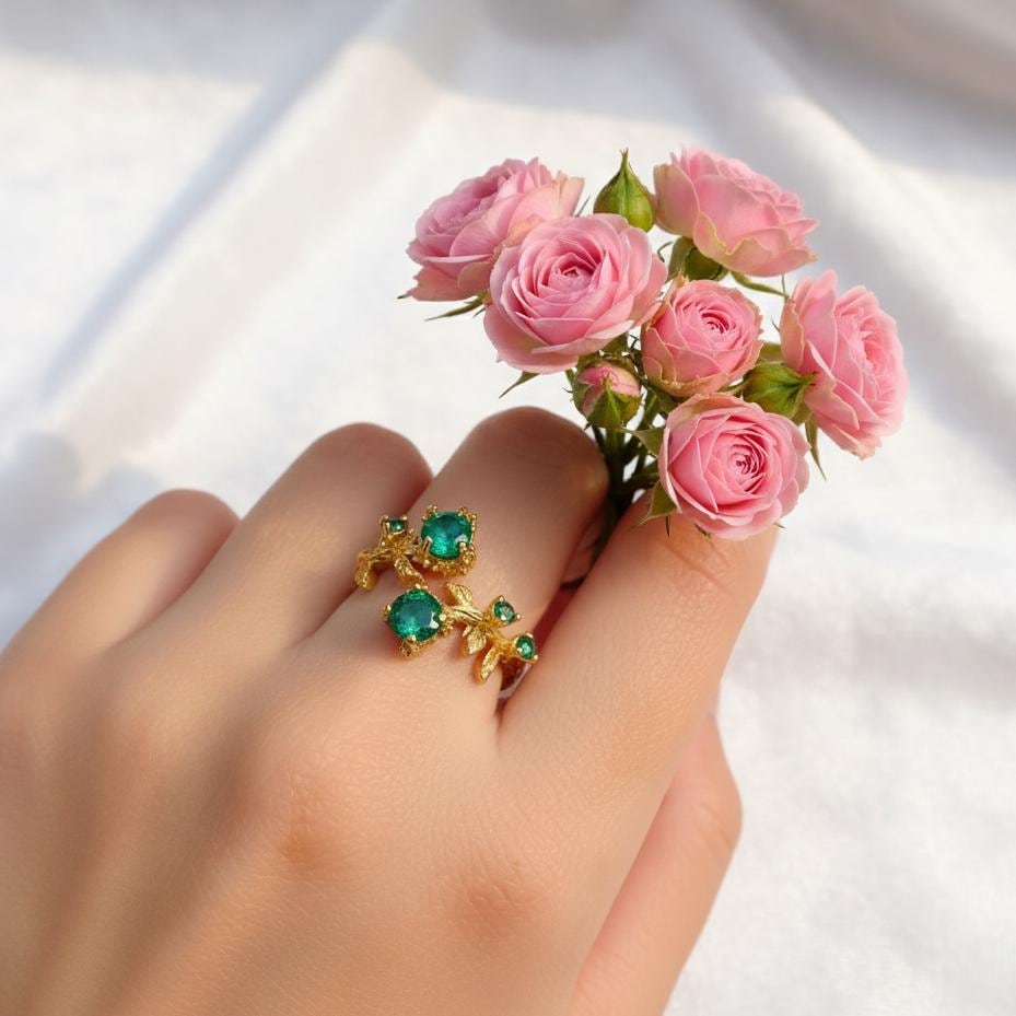 14‚Äì18K Solid Gold Emerald Toi et Moi Ring