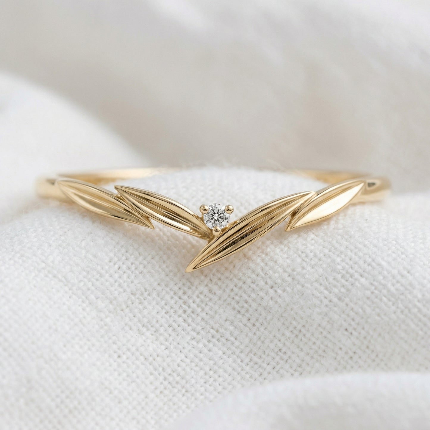 14K Gold Minimalist Leaf Wedding Band