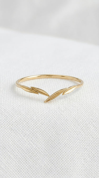 14K Gold Diamond Engagement Ring Set