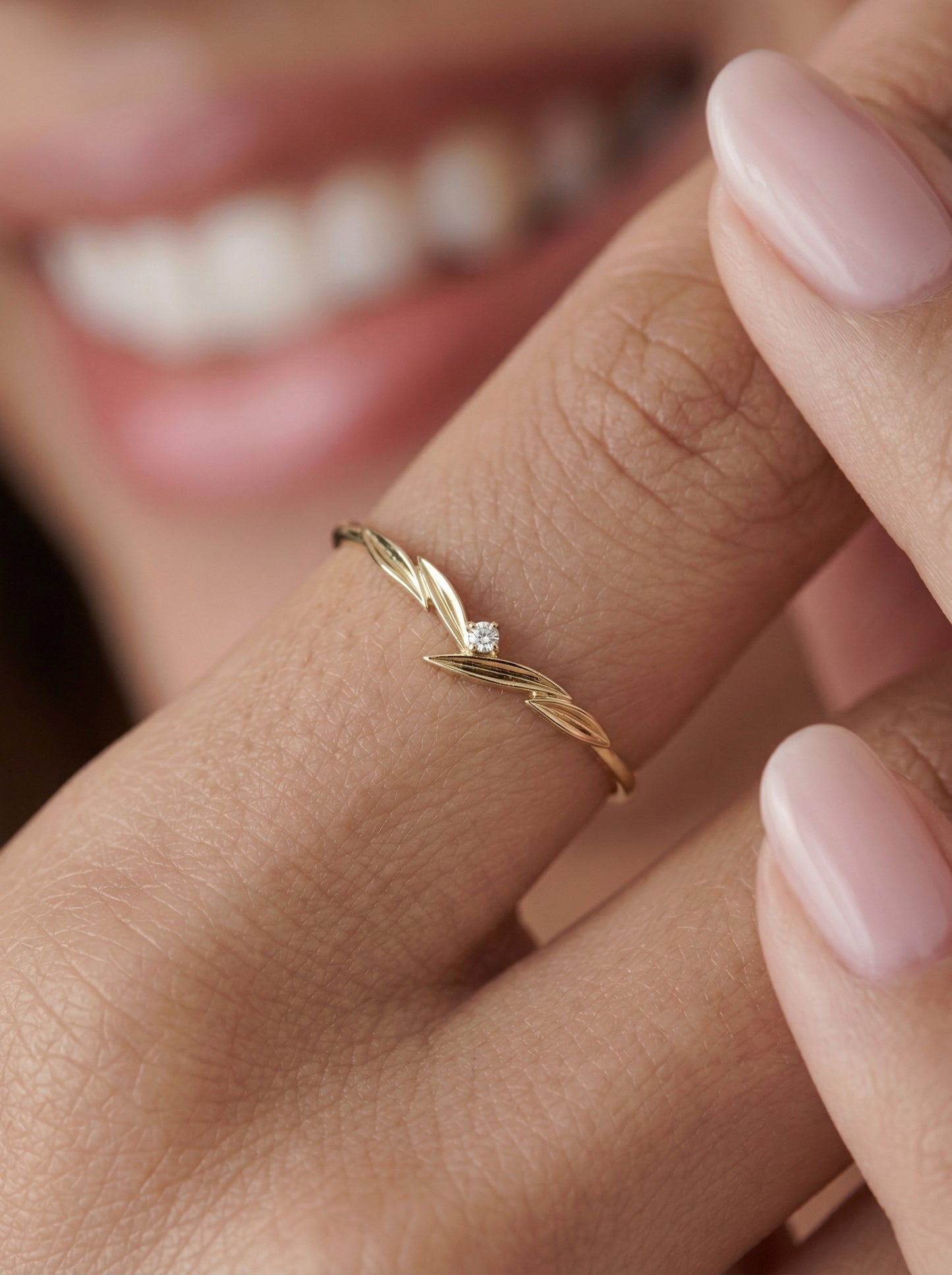 14K Gold Minimalist Leaf Wedding Band