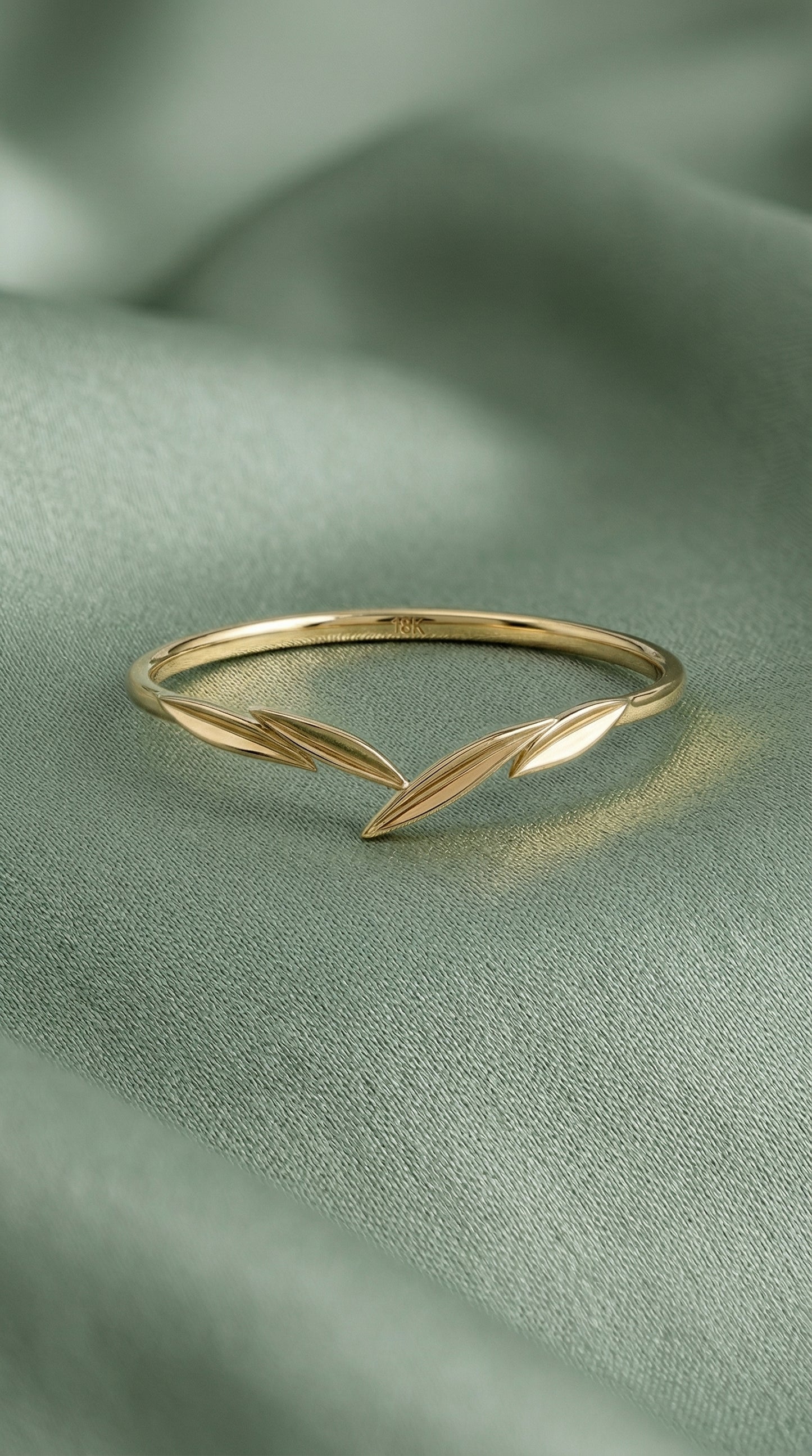 14K Gold Diamond Engagement Ring Set