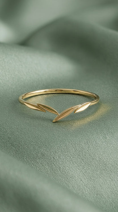 14K Gold Diamond Engagement Ring Set