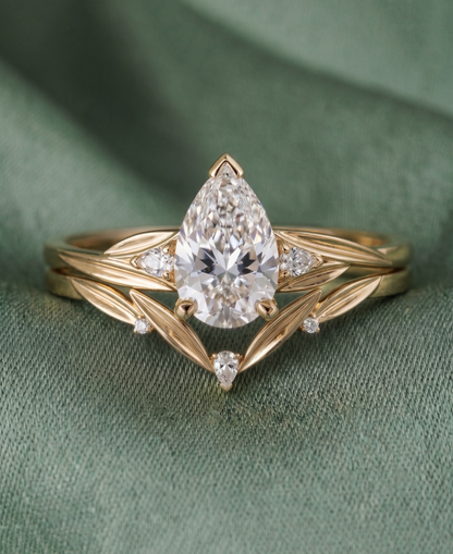 14K Gold Pear Diamond Engagement Ring