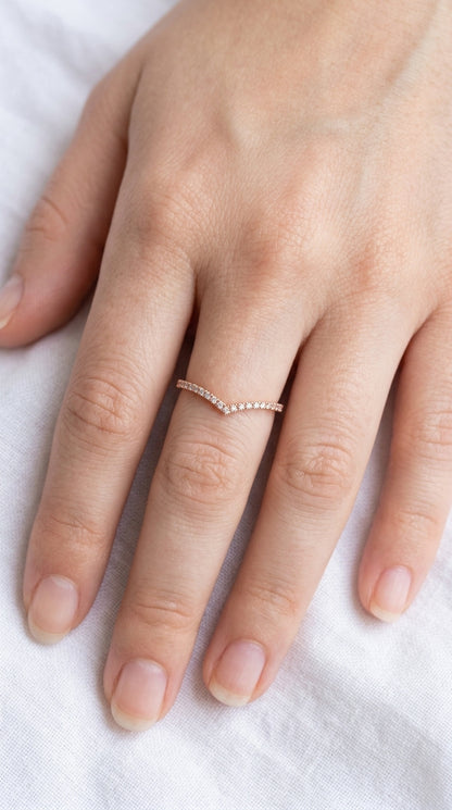 14K Gold Natural Diamond Chevron V Ring