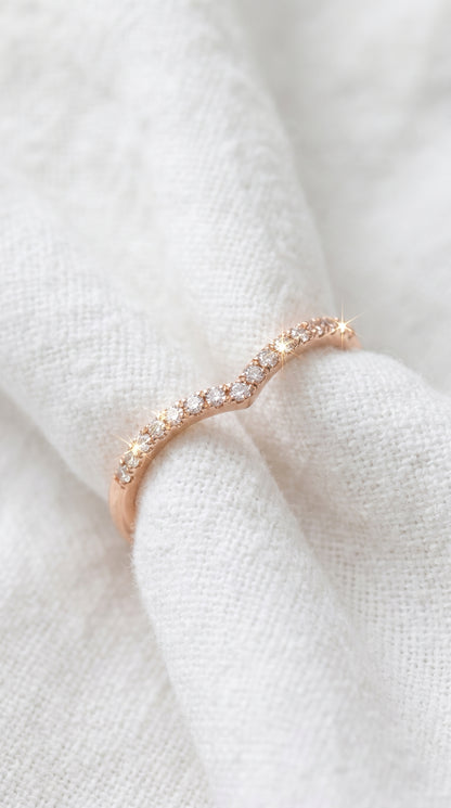 14K Gold Natural Diamond Chevron V Ring