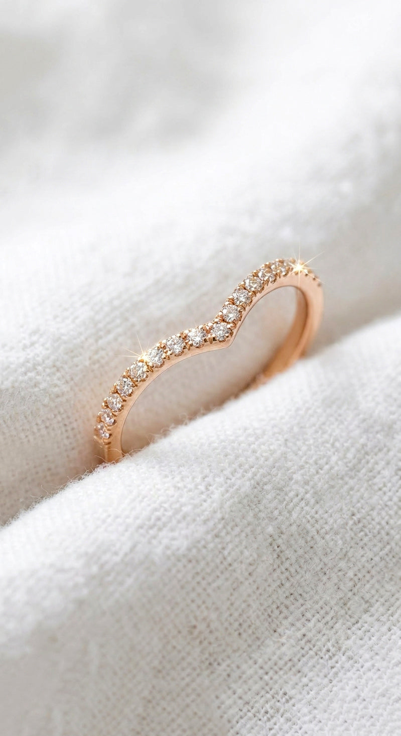 14K Gold Natural Diamond Chevron V Ring