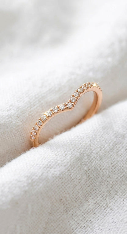 14K Gold Natural Diamond Chevron V Ring