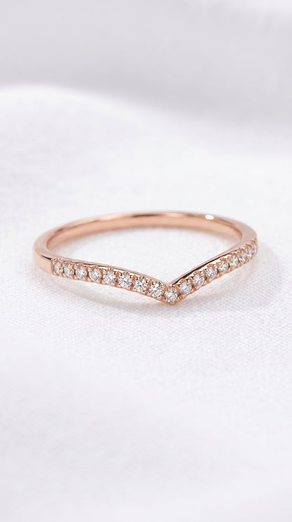14K Gold Natural Diamond Chevron V Ring