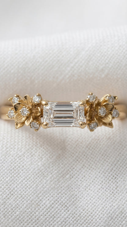 14K Gold Diamond Flowers Ring