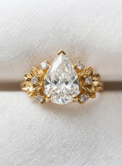 14K Gold Pear Diamond Flower Ring