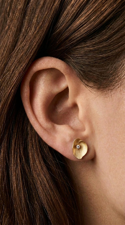 14K Gold Diamond Flower Stud Earrings