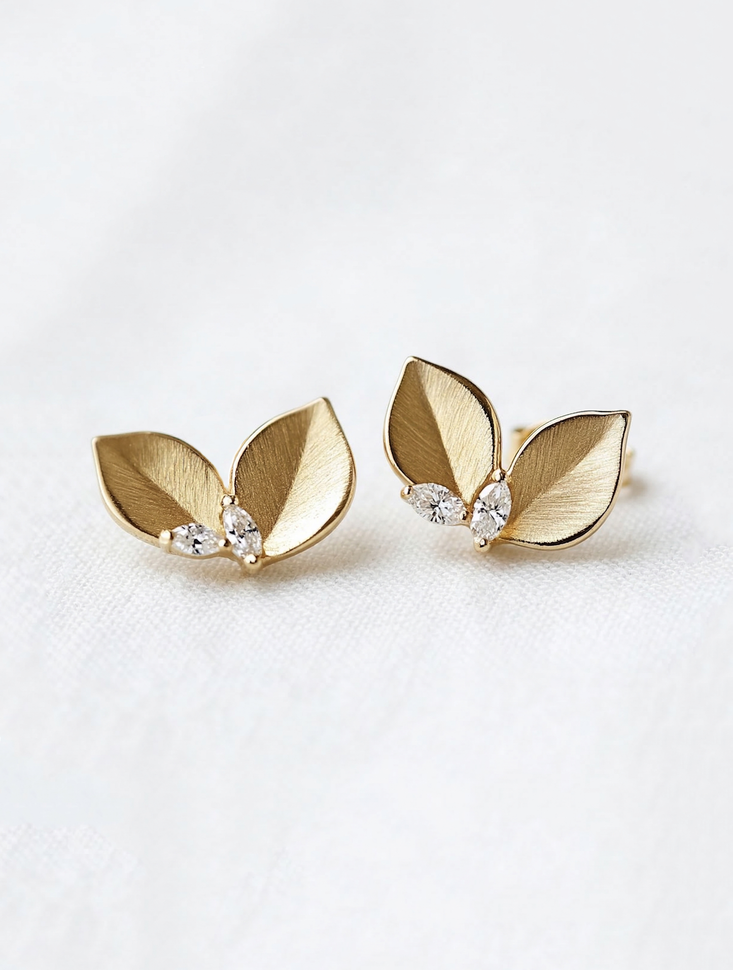 14K Gold Leaves Diamond Stud Earrings