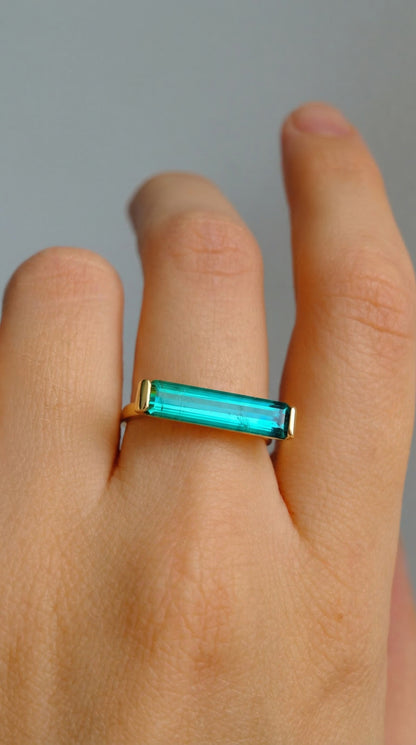 14K Gold Blue Tourmaline Long Bar Ring