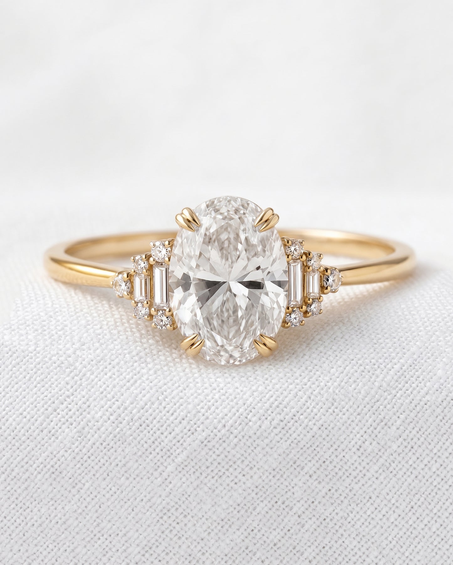 14K Gold Oval Diamond Deco Ring