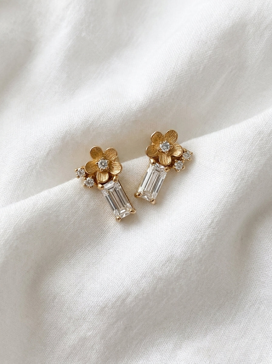 14K Gold Diamond Flower Stud Earrings